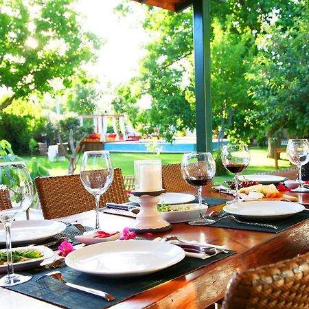 Ephesus Lodge Киразли Екстериор снимка