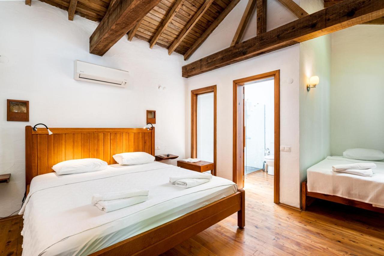 Ephesus Lodge Киразли Екстериор снимка