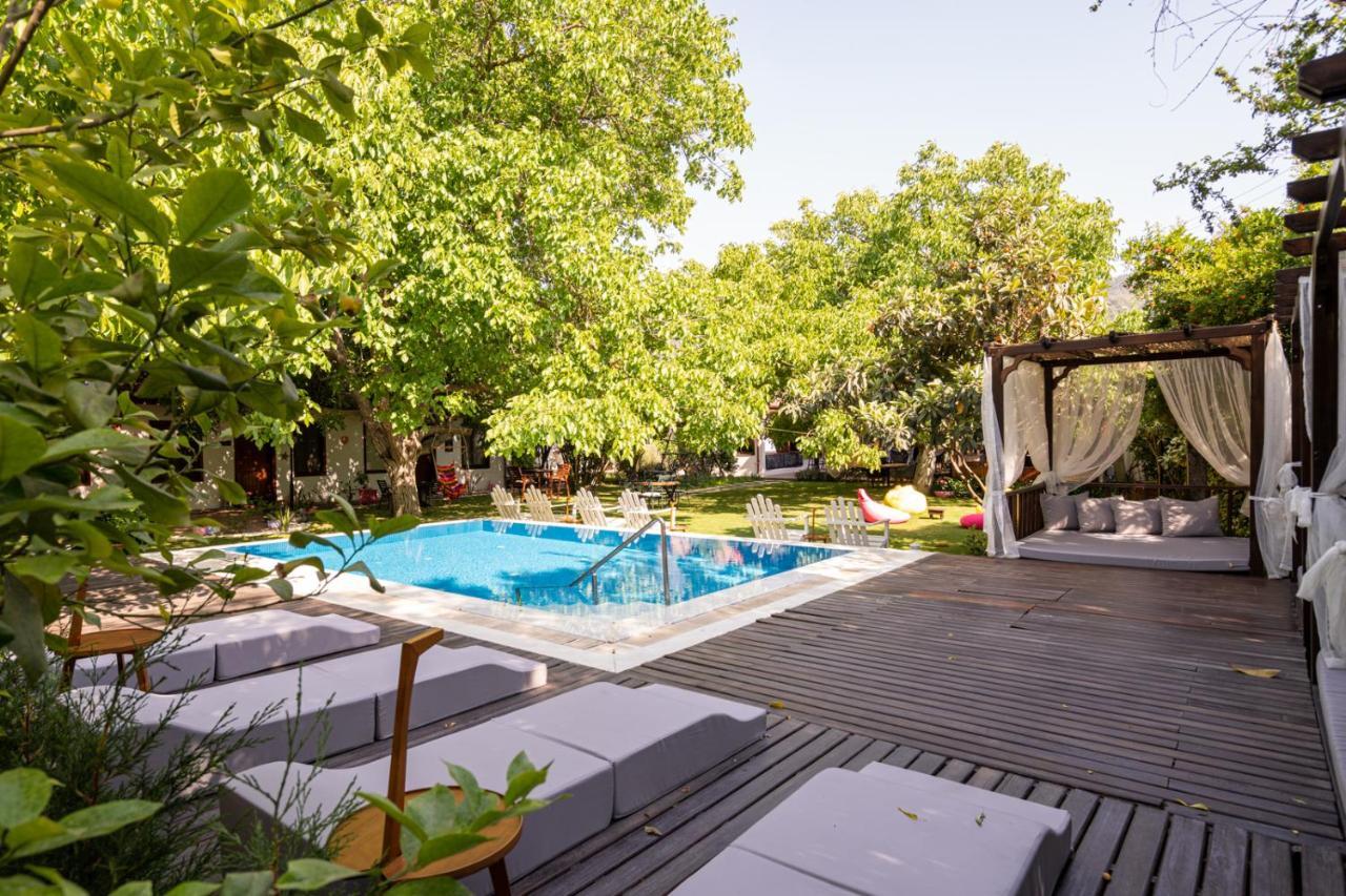 Ephesus Lodge Киразли Екстериор снимка