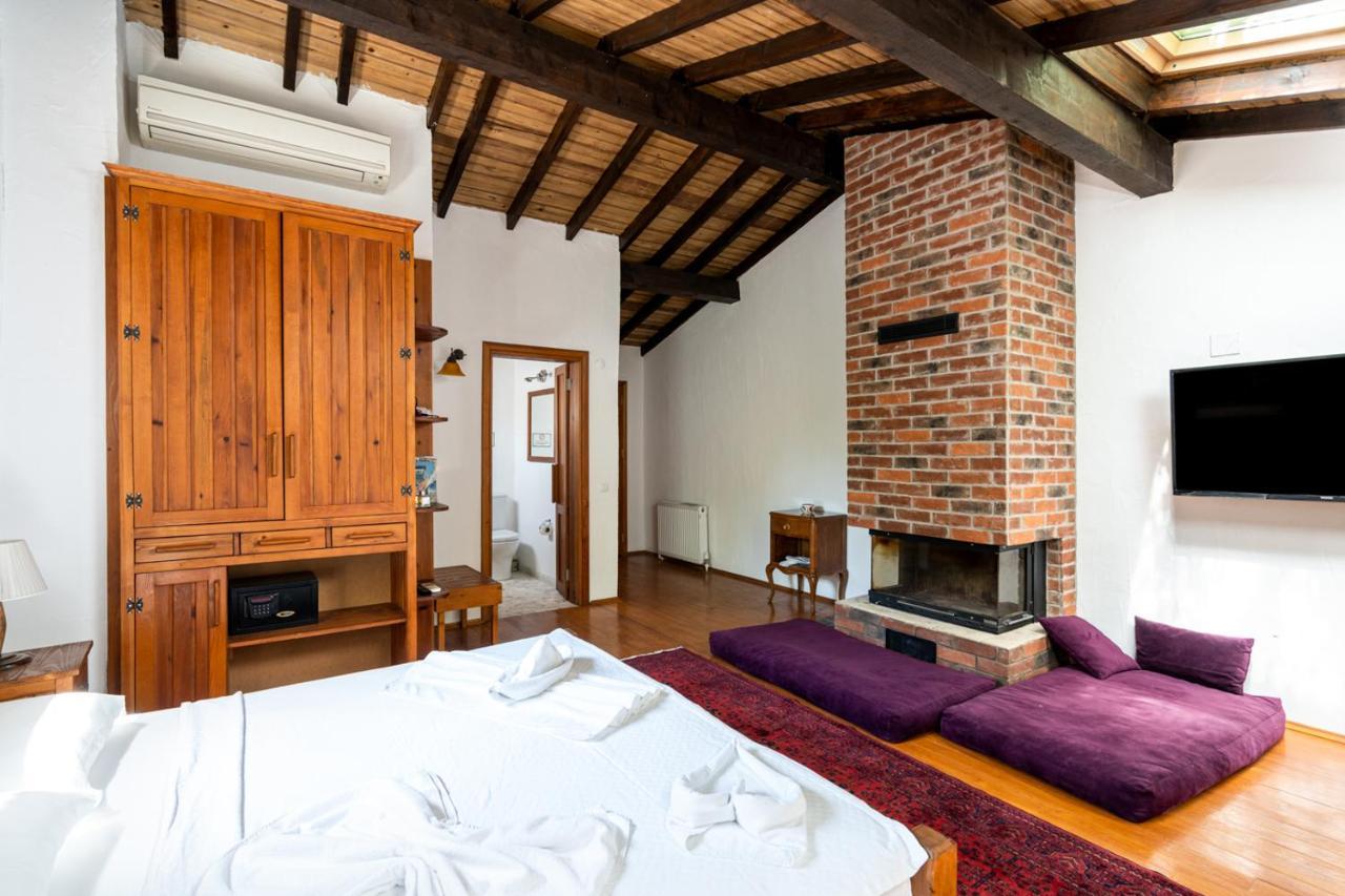 Ephesus Lodge Киразли Екстериор снимка