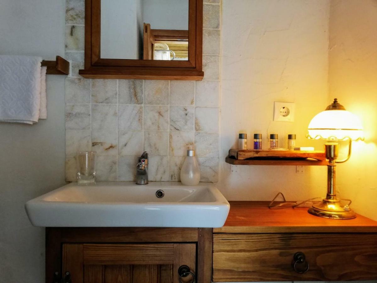 Ephesus Lodge Киразли Екстериор снимка